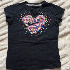 Nike Kids Black Graphic T-Shirt size 4